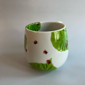 Könitz Fine Porcelain Ladybug & Green Leaves Mug